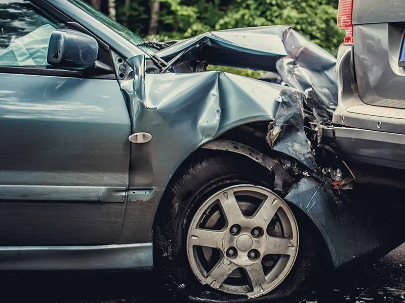 ¿Para qué quieres un boli? ¡Da parte al seguro del coche con el móvil!